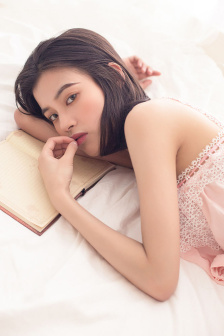 美丽的姑娘高清视频日本免费